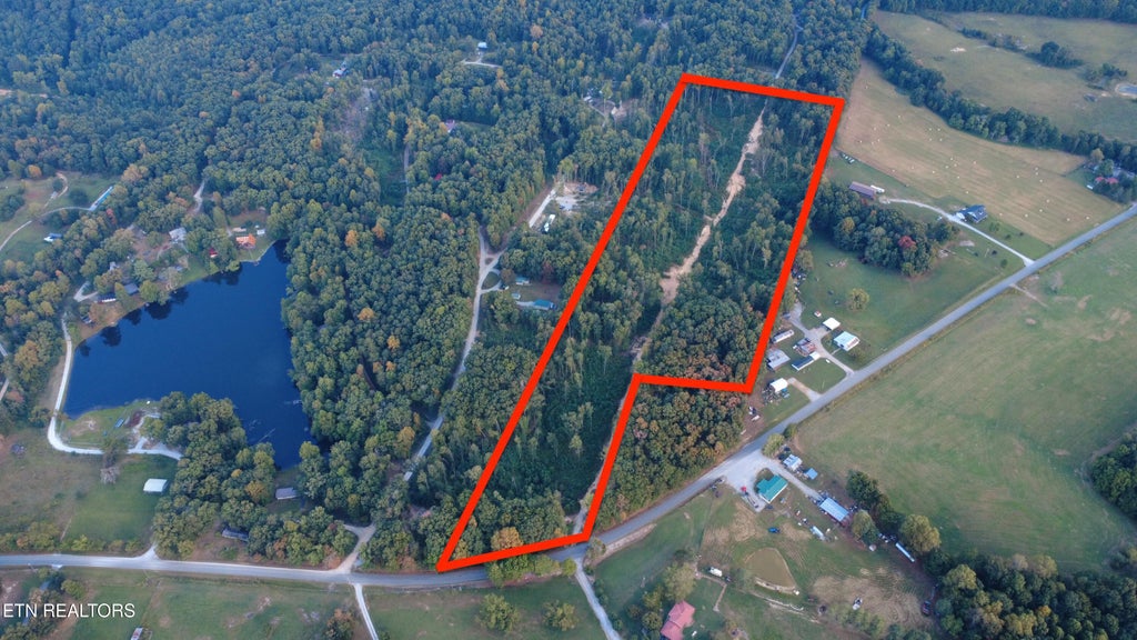Photo of 5377 Newton Rd, Crossville, TN 38572 (MLS # 1356736)