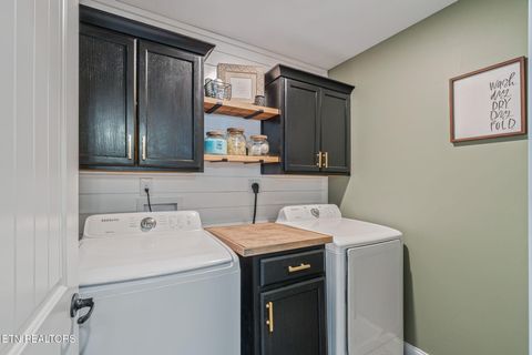 Tiny photo for 102 Eastberry Rd, Oak Ridge, TN 37830 (MLS # 1327274)