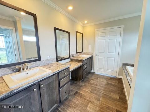 Tiny photo for 124 Underwood Rd, Sweetwater, TN 37874 (MLS # 1323469)