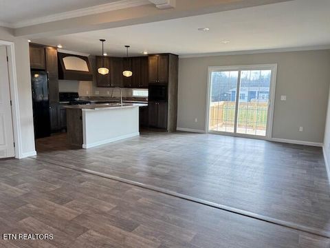 Tiny photo for 124 Underwood Rd, Sweetwater, TN 37874 (MLS # 1323469)