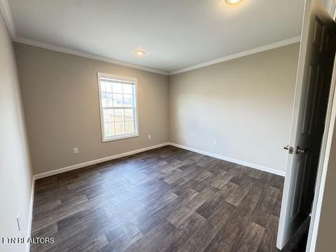 Tiny photo for 124 Underwood Rd, Sweetwater, TN 37874 (MLS # 1323469)