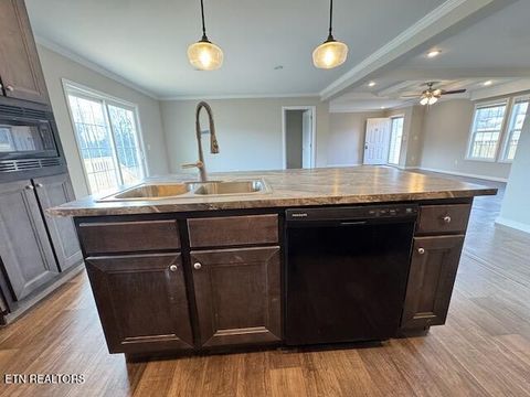 Tiny photo for 124 Underwood Rd, Sweetwater, TN 37874 (MLS # 1323469)