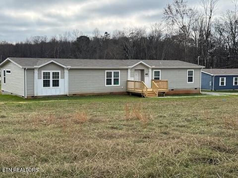 Tiny photo for 124 Underwood Rd, Sweetwater, TN 37874 (MLS # 1323469)