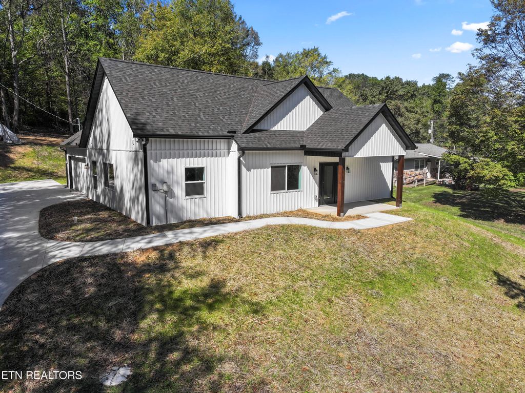 Photo of 206 Old Rutledge Pike, Blaine, TN 37709 (MLS # 1279025)