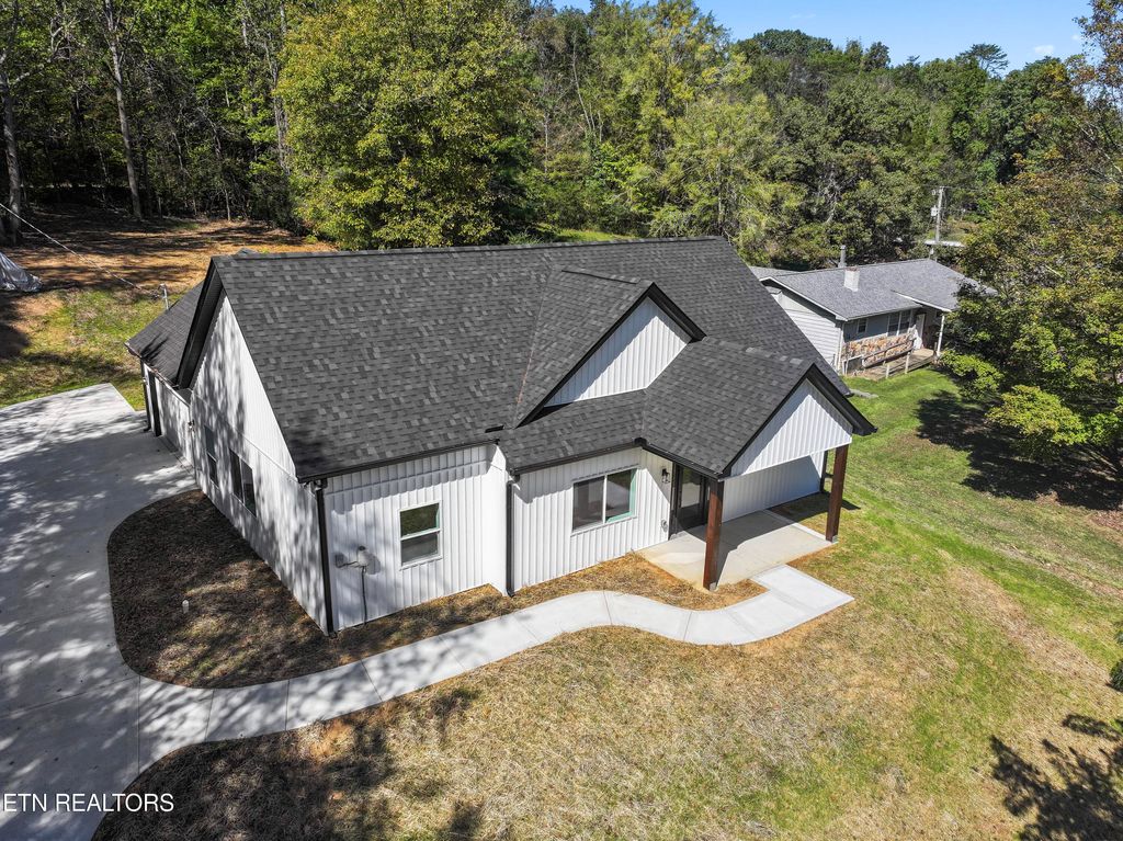 Photo of 206 Old Rutledge Pike, Blaine, TN 37709 (MLS # 1279025)