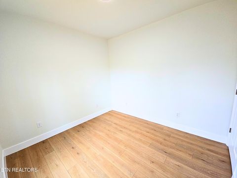 Tiny photo for 432 Englewood Road, Madisonville, TN 37354 (MLS # 1323710)