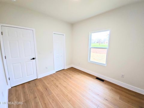 Tiny photo for 432 Englewood Road, Madisonville, TN 37354 (MLS # 1323710)