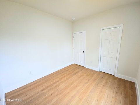 Tiny photo for 432 Englewood Road, Madisonville, TN 37354 (MLS # 1323710)