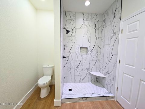 Tiny photo for 432 Englewood Road, Madisonville, TN 37354 (MLS # 1323710)