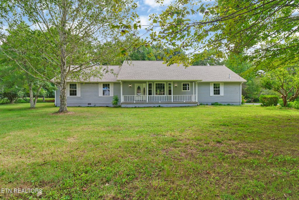 Photo of 236 Will Drive, Crossville, TN 38555 (MLS # 1310709)