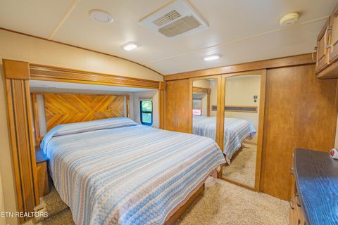 Tiny photo for 758 Big Valley Blvd, Townsend, TN 37882 (MLS # 1314627)