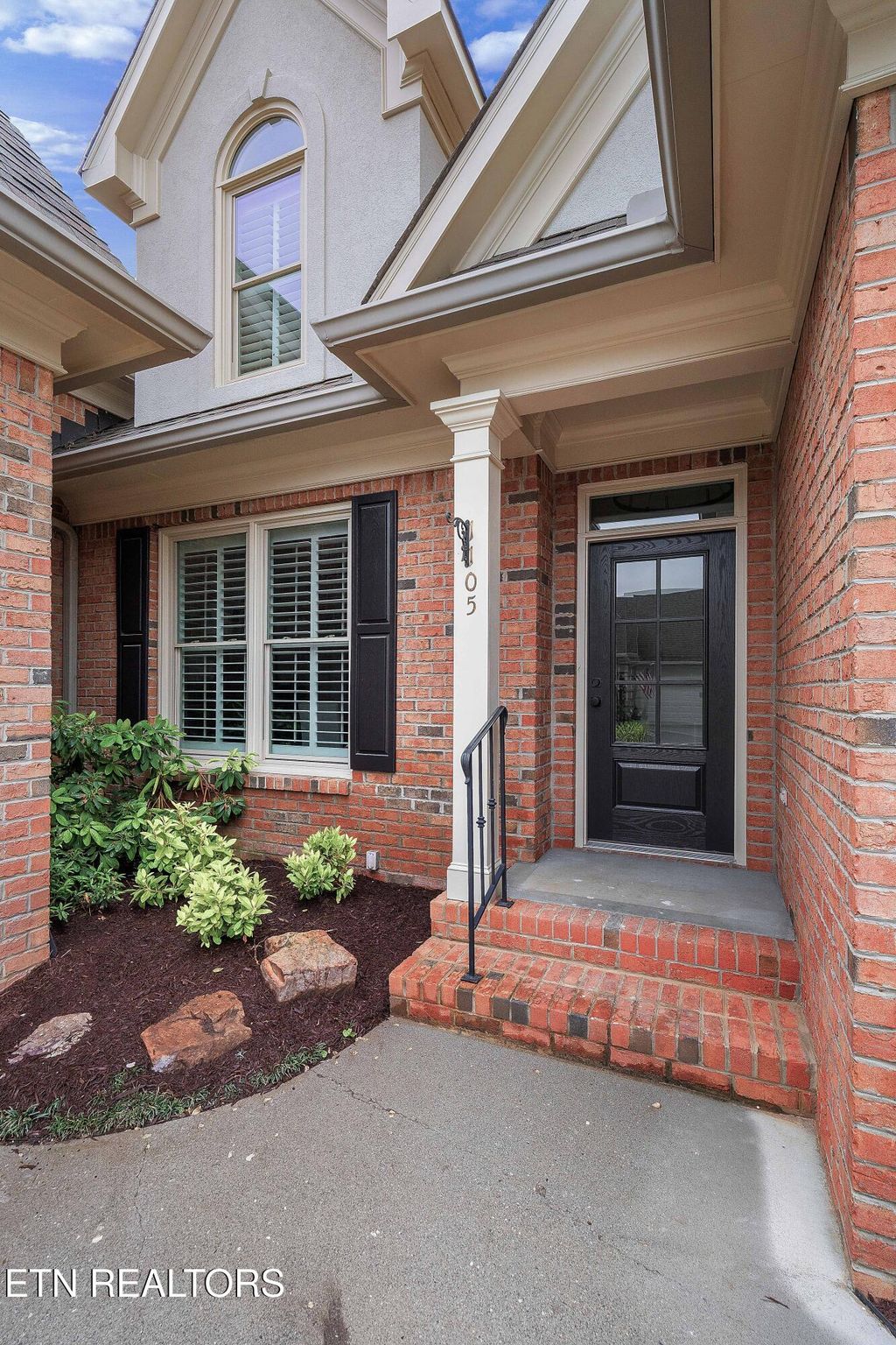 Photo of 1105 Highgrove Garden Way, Knoxville, TN 37922 (MLS # 1342032)