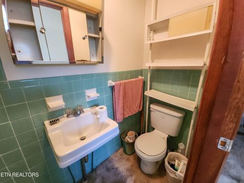 Tiny photo for 1356 Old Hwy 25 E, Tazewell, TN 37879 (MLS # 1317294)