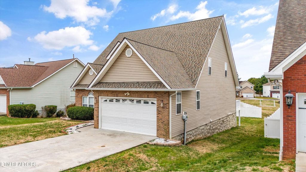 Photo of 242 Fyke Drive, Athens, TN 37303 (MLS # 1331394)