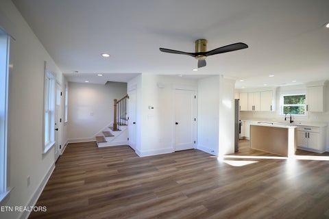 Tiny photo for 206 Avenue B, Alcoa, TN 37701 (MLS # 1355060)