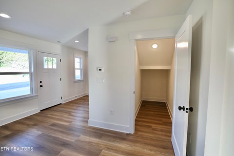 Tiny photo for 206 Avenue B, Alcoa, TN 37701 (MLS # 1355060)