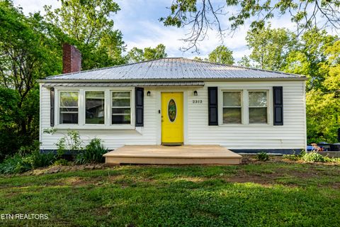 Photo of 2312 Airbase Rd, Louisville, TN 37777 (MLS # 1338142)