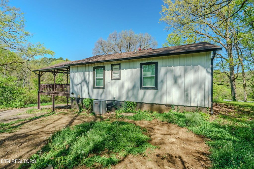 Photo of 2328 Southside Rd, Knoxville, TN 37920 (MLS # 1336585)