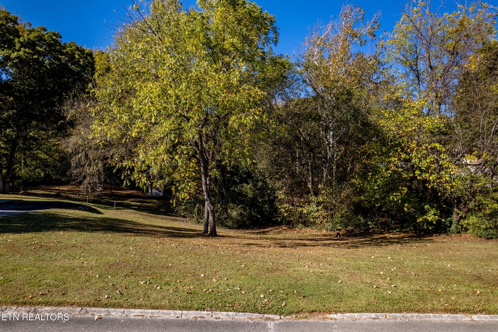 Photo of 11905 Midhurst Drive, Knoxville, TN 37934 (MLS # 1319611)