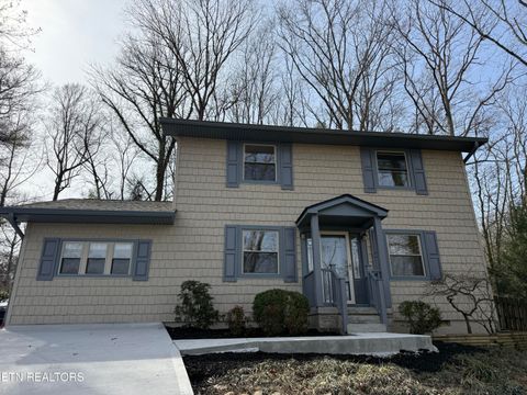 Photo of 106 Hardwick Place, Oak Ridge, TN 37830 (MLS # 1331543)