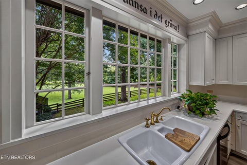 Tiny photo for 3790 Hollybrook Rd, Rockford, TN 37853 (MLS # 1359025)