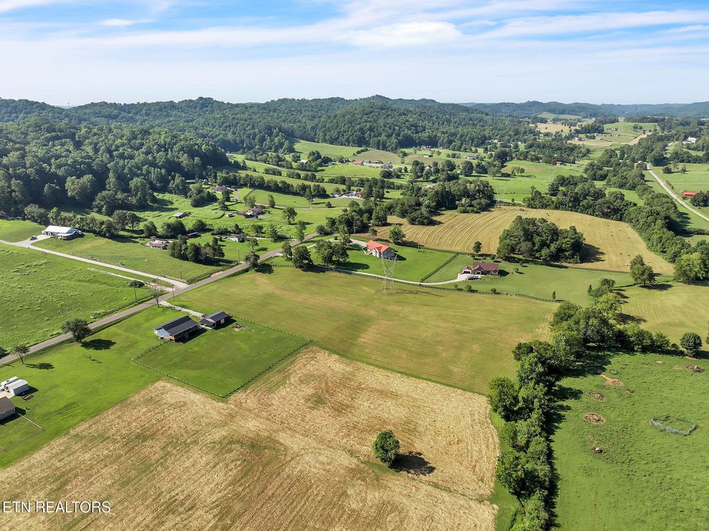 Photo of Dutch Valley Rd, Clinton, TN 37716 (MLS # 1313321)