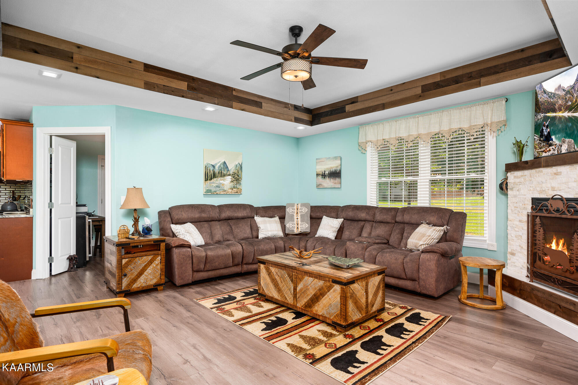 Photo 10 of 51 of 127 Iron Wood Circle house