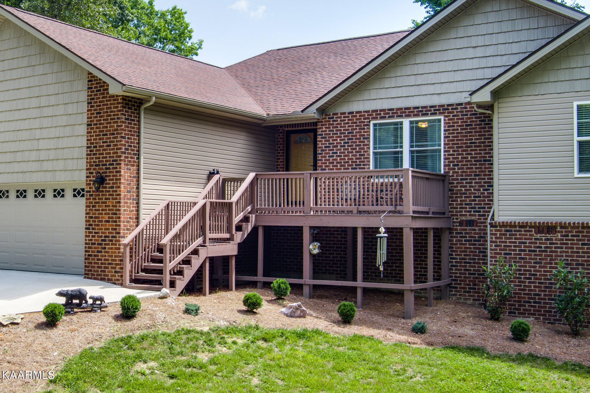 Photo 6 of 51 of 127 Iron Wood Circle house