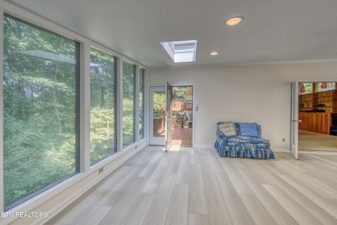 Tiny photo for 1014 W Outer Drive, Oak Ridge, TN 37830 (MLS # 1351895)