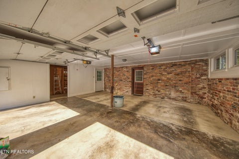 Tiny photo for 1014 W Outer Drive, Oak Ridge, TN 37830 (MLS # 1351895)