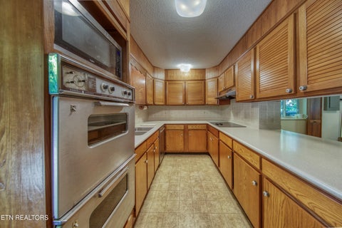 Tiny photo for 1014 W Outer Drive, Oak Ridge, TN 37830 (MLS # 1351895)