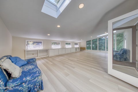 Tiny photo for 1014 W Outer Drive, Oak Ridge, TN 37830 (MLS # 1351895)