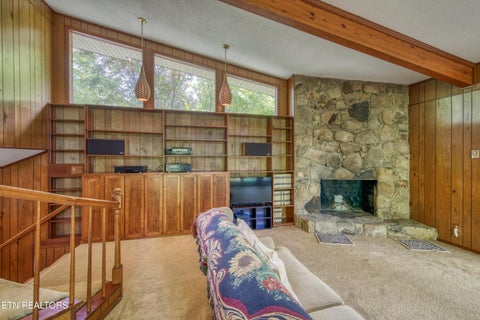 Tiny photo for 1014 W Outer Drive, Oak Ridge, TN 37830 (MLS # 1351895)