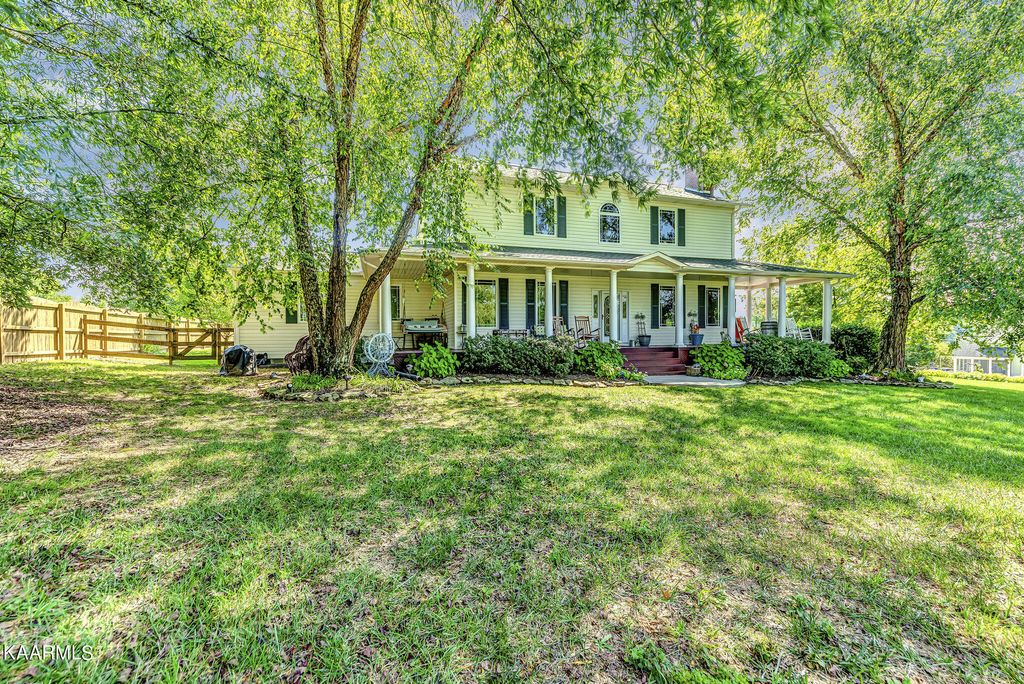 Photo of 8510 Shackleford Lane, Strawberry Plains, TN 37871 (MLS # 1237847)