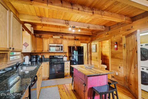 Tiny photo for 125133 Westwing Cave Rd, Townsend, TN 37882 (MLS # 1346110)