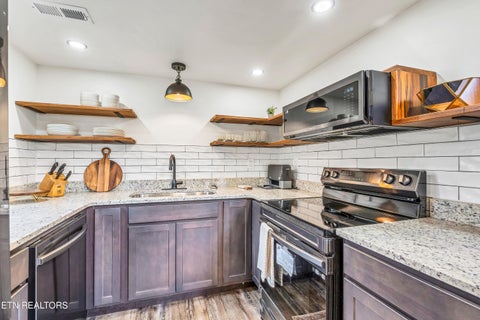 Tiny photo for 125133 Westwing Cave Rd, Townsend, TN 37882 (MLS # 1346110)