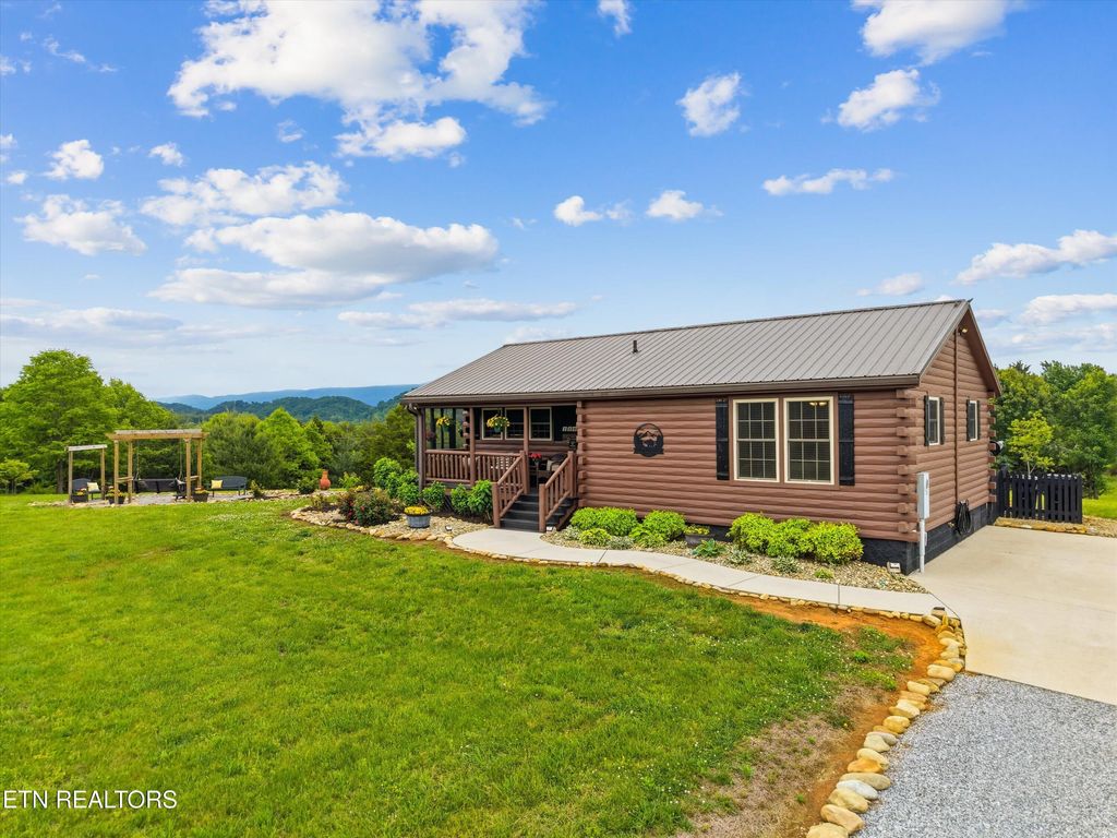 Photo of 1609 Big Gully Rd, Maryville, TN 37801 (MLS # 1339745)