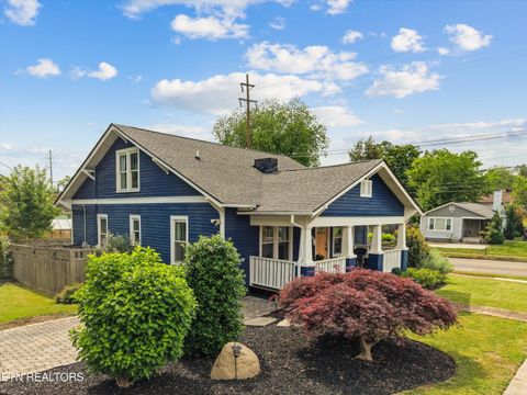 Tiny photo for 528 W Glenwood Ave, Knoxville, TN 37917 (MLS # 1338293)