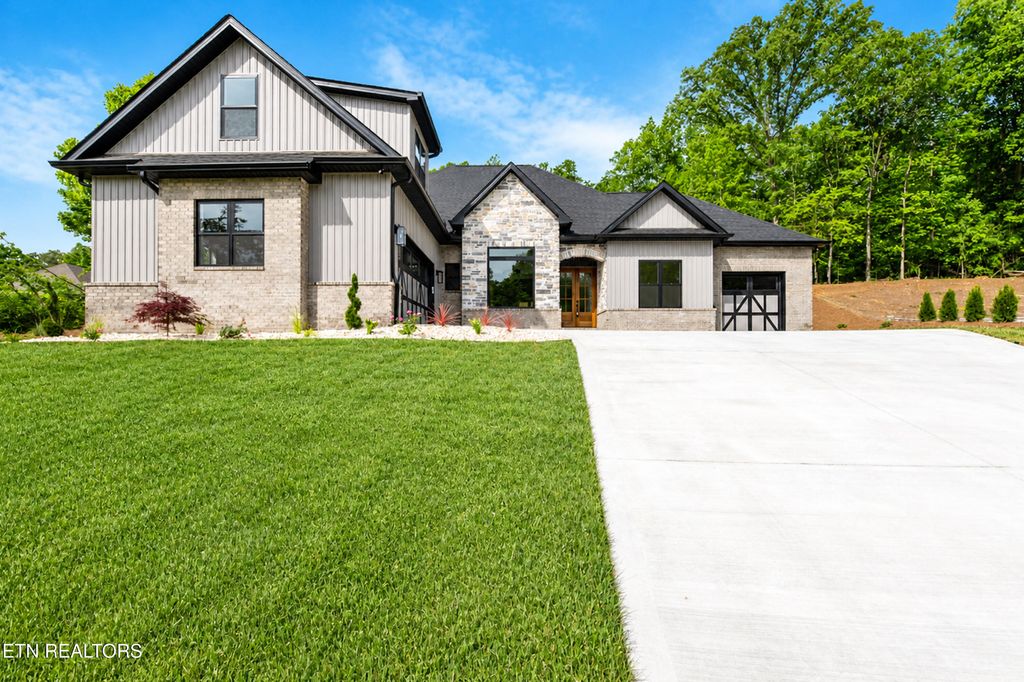 Photo of 144 Cheeyo Way, Loudon, TN 37774 (MLS # 1339777)