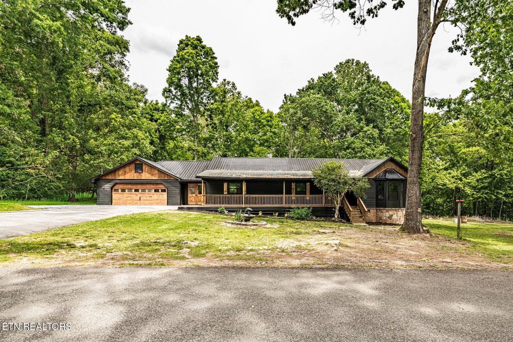 Photo of 154 Skyline Lane, Powell, TN 37849 (MLS # 1339866)