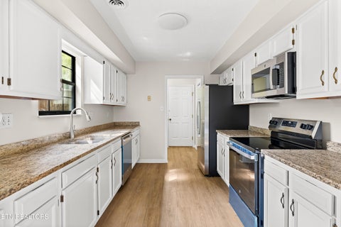 Tiny photo for 805 Black Rock Circle, Knoxville, TN 37934 (MLS # 1356415)