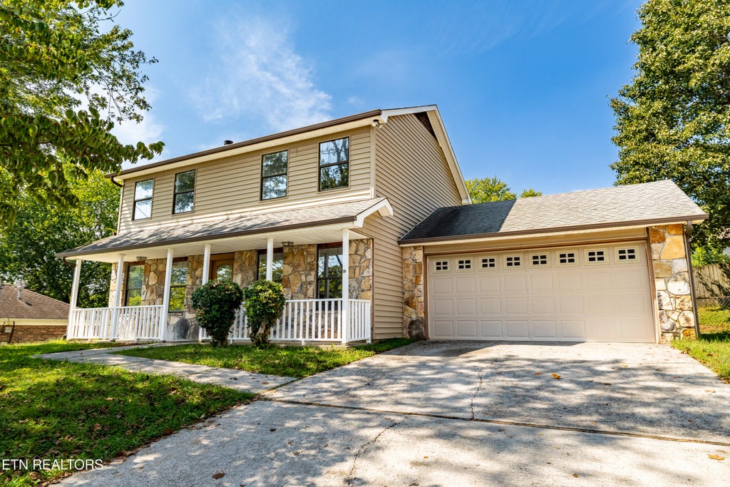 Photo of 805 Black Rock Circle, Knoxville, TN 37934 (MLS # 1356415)