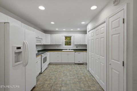 Tiny photo for 204 Stott Lane, Gatlinburg, TN 37738 (MLS # 1359938)