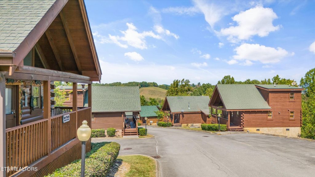 Photo of 238 Moose Ridge Way, Pigeon Forge, TN 37863 (MLS # 1276431)