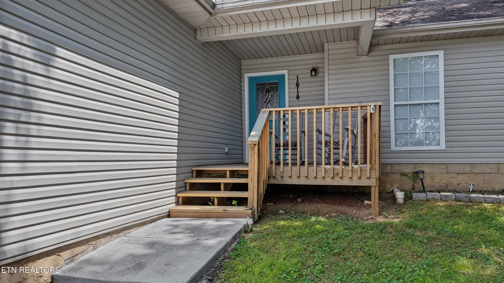 Photo of 1414 Wales Ave, Maryville, TN 37804 (MLS # 1351821)
