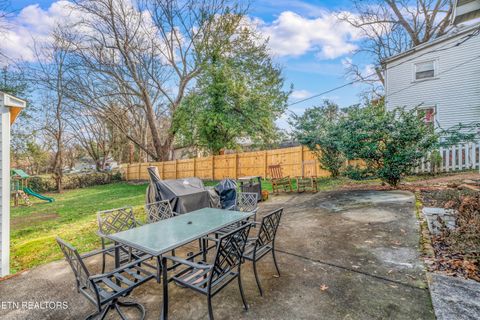 Tiny photo for 1414 Kenyon St, Knoxville, TN 37917 (MLS # 1325065)