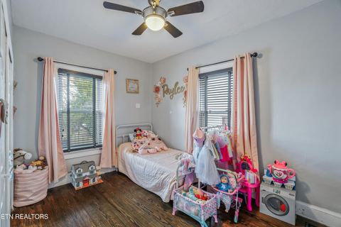 Tiny photo for 1414 Kenyon St, Knoxville, TN 37917 (MLS # 1325065)