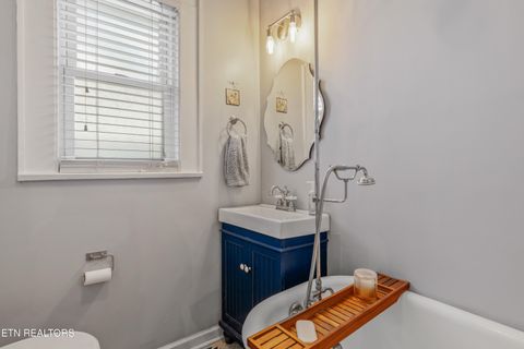 Tiny photo for 1414 Kenyon St, Knoxville, TN 37917 (MLS # 1325065)