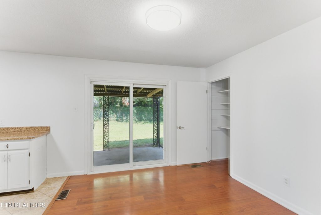 Photo of 3313 Cindy Lane, Knoxville, TN 37912 (MLS # 1318551)