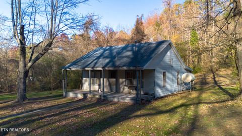 Photo of 1480 Halls Top Rd, Newport, TN 37821 (MLS # 1322270)
